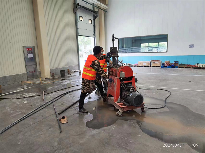 遂宁厂房地面下沉塌陷注浆加固施工